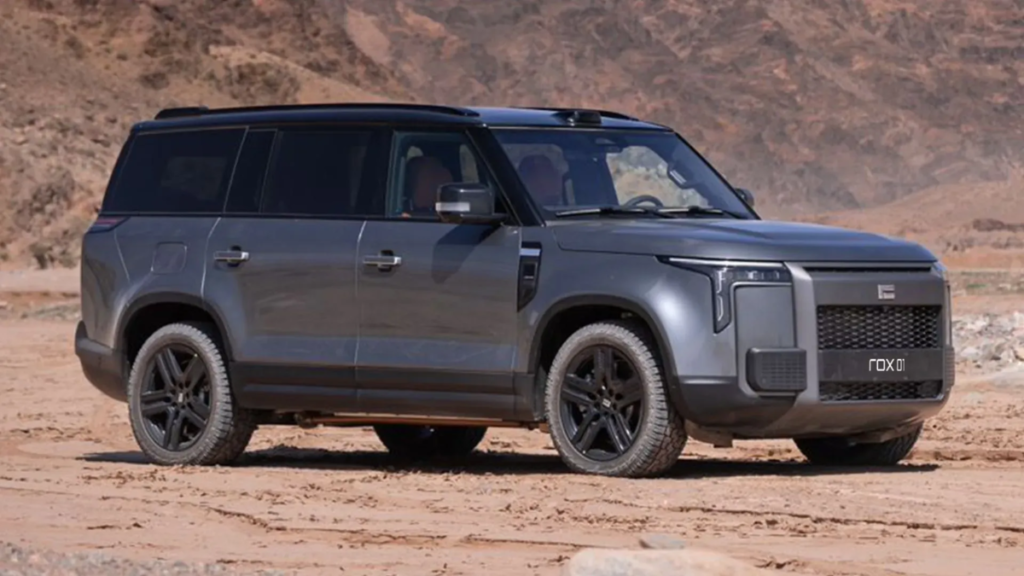 New Luxury Hybrid SUV Patented in India with 5.3m Size and 1,226 km Range