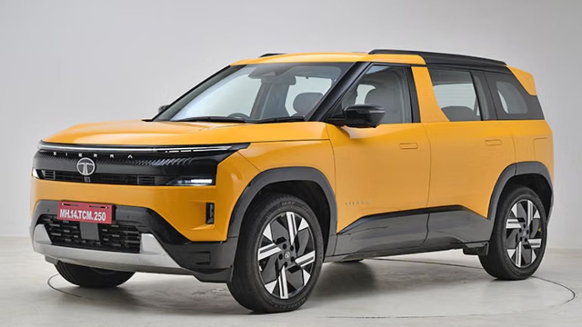 Tata Sierra 2026 Features Revealed: Triple Screens, ADAS Tech & Premium Sunroof